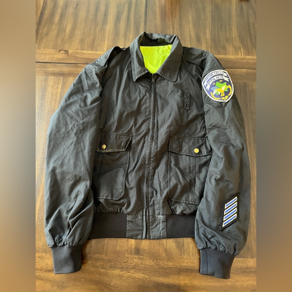 Vintage Obsolete Tinton Falls NJ Police Jacket- Elbeco Summit Lifesaver Plus-L